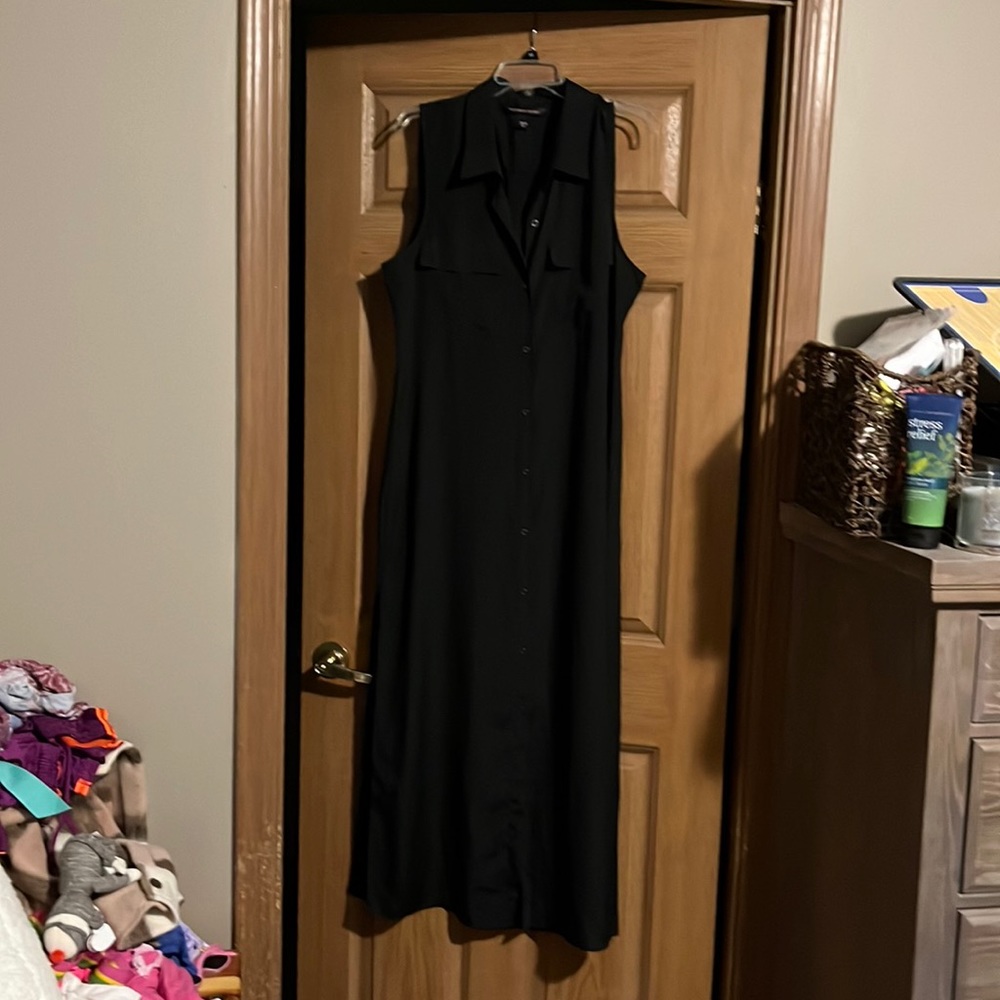 Black Victoria’s Secret button-up maxi dress. Size large.